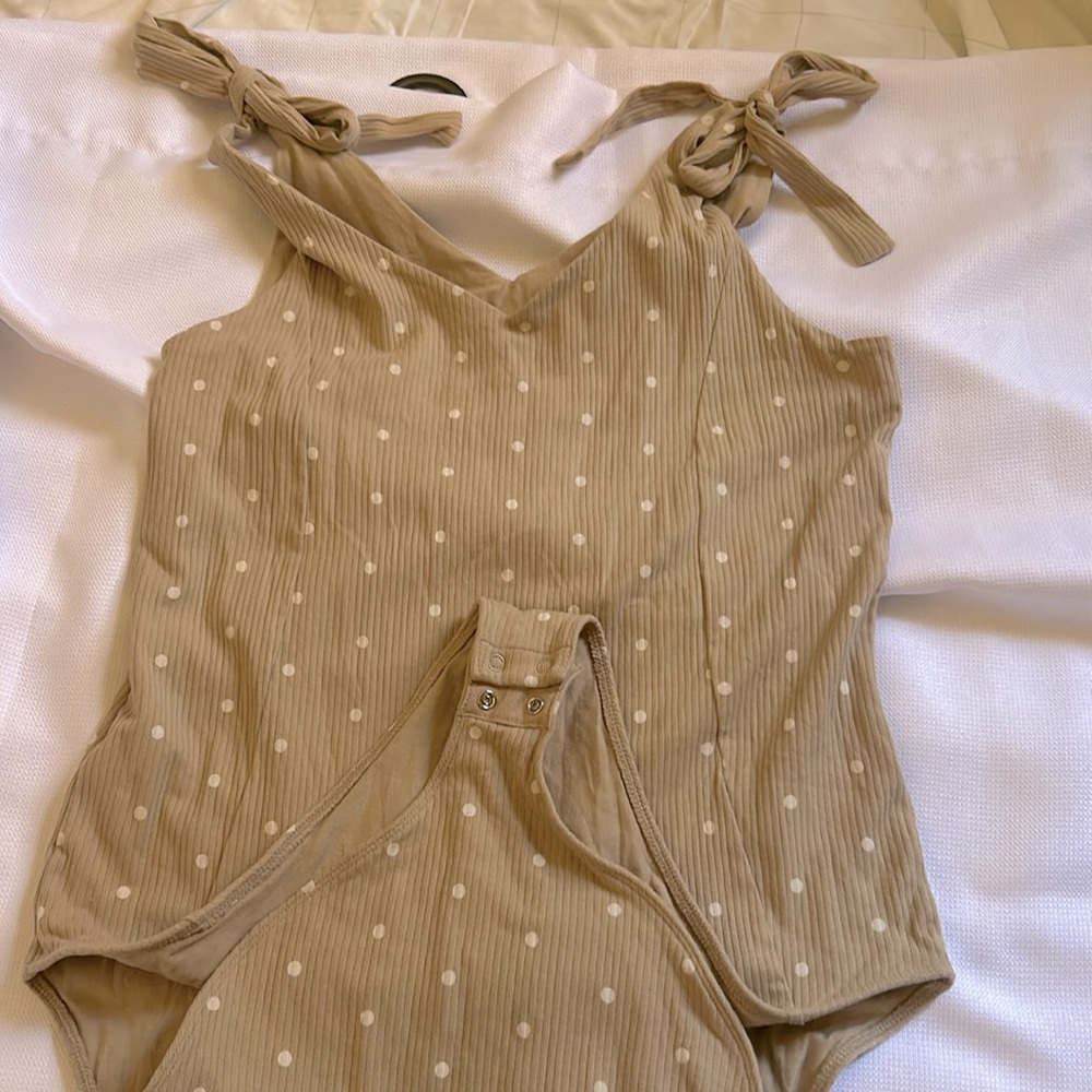 NWOT Old Navy Body Suit